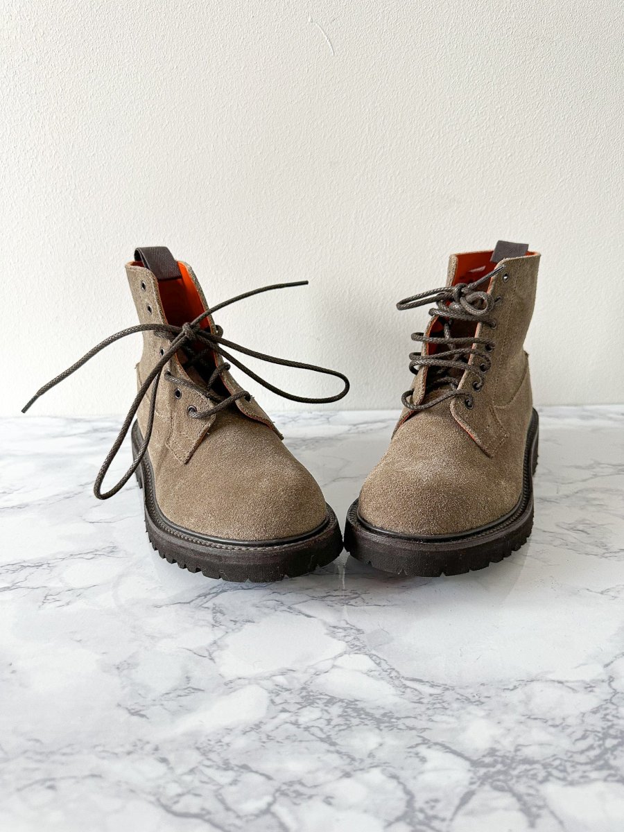Tricker's Camilla Grey Suede Lace-Up Ankle Derby Country Boots - Imagen 4