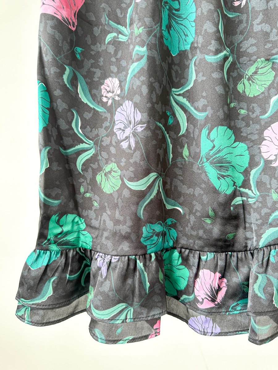 IKKS Floral Print Ruffle Detail Wrap Style Satin Dress - Imagen 3