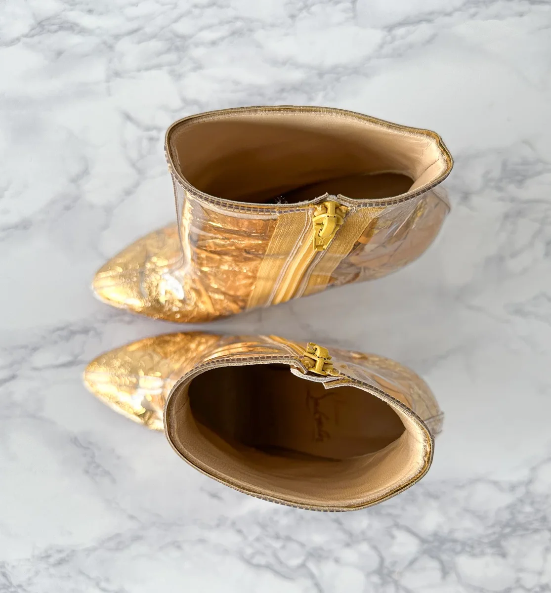 Christian Louboutin Booty Cap 100 Creased-Foil Perspex Ankle Boots (EU 35) - Imagen 8
