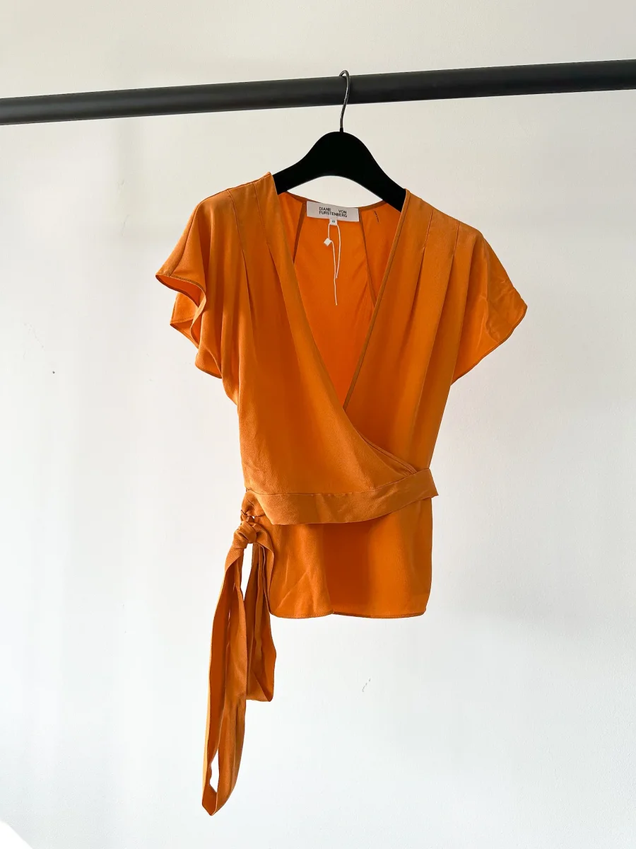 Diane Von Furstenberg DVF Orange Crepe De Chine Silk Wrap Blouse Top - Imagen 6