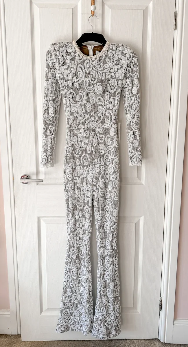 Nadine Merabi White Bella Dark Nude Lace Sequinned Long Sleeve Jumpsuit - Imagen 7