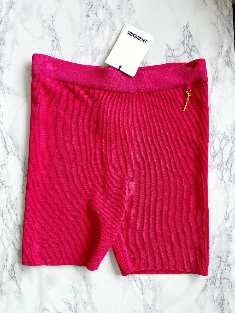 Jacquemus Le Short Pralu Pink Logo Embellished Biker Shorts - Imagen 7