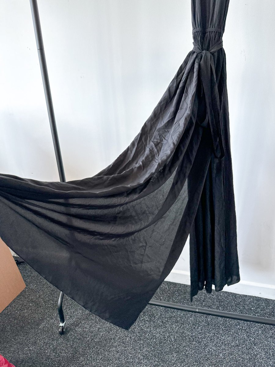 Alexander Terekhov Black High Slit Leg Silk Dress - Imagen 4