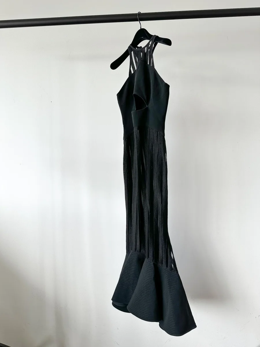 David Koma Strappy Sheer Lace Detail Cut-Out Front Fishtail Gown Dress - Imagen 8