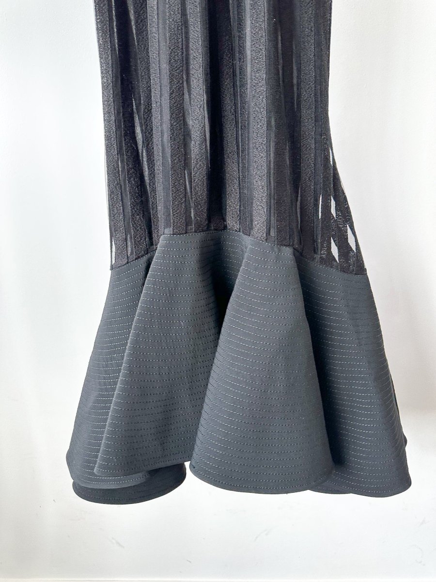 David Koma Strappy Sheer Lace Detail Cut-Out Front Fishtail Gown Dress - Imagen 6