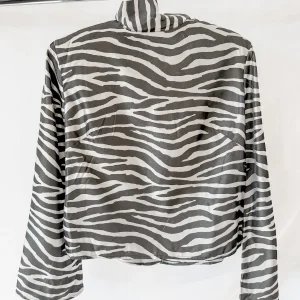 Taller Marmo Zebra Print Mock Neck Long Sleeve Blouse