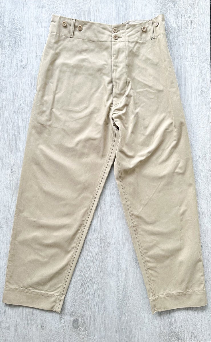 Nigel Cabourn P-6 Farm Pant Twill Cotton in Beige - Imagen 7