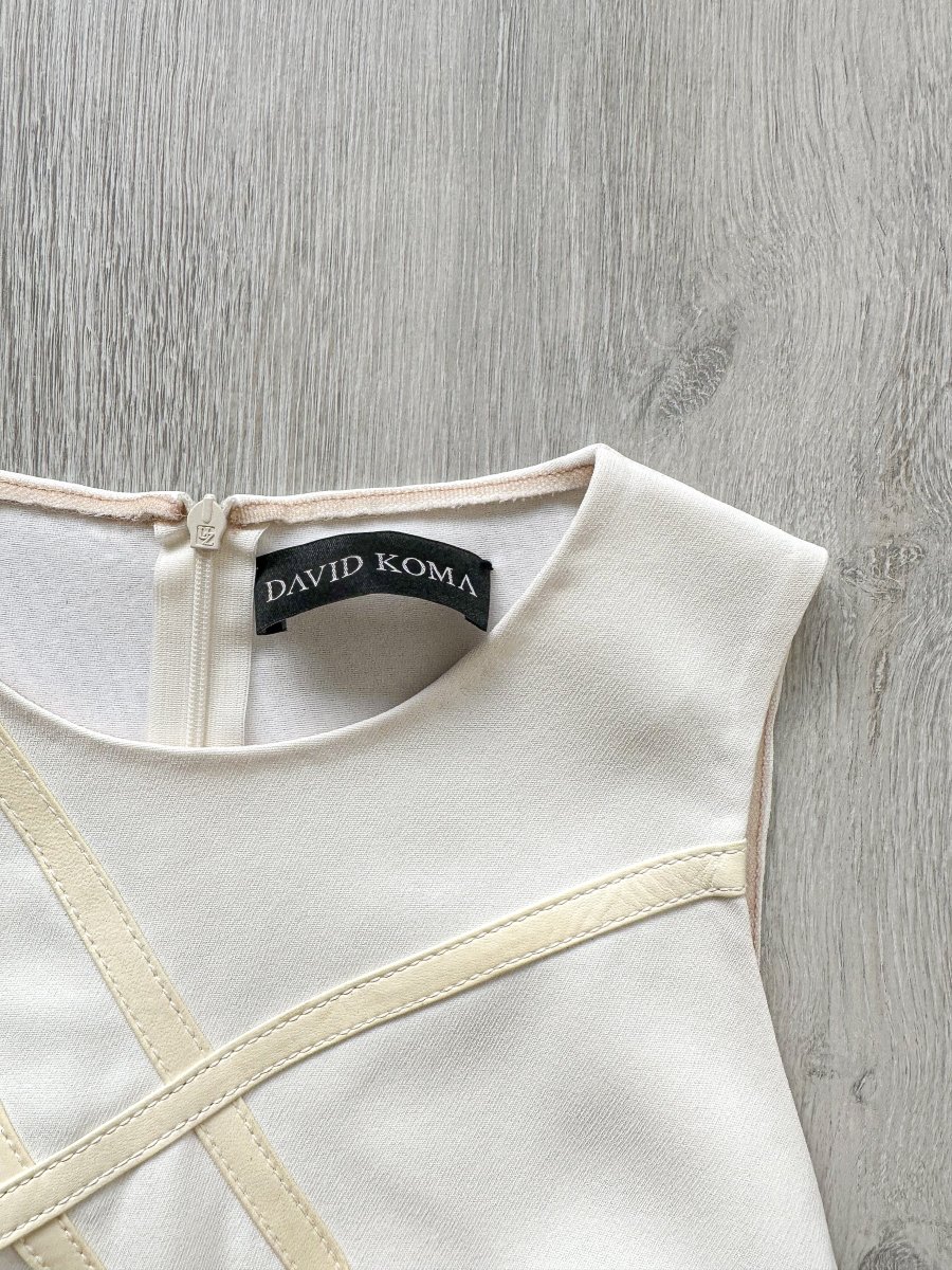 DAVID KOMA White Crepe Leather Applique Mesh Detail Sleeveless Dress - Imagen 6