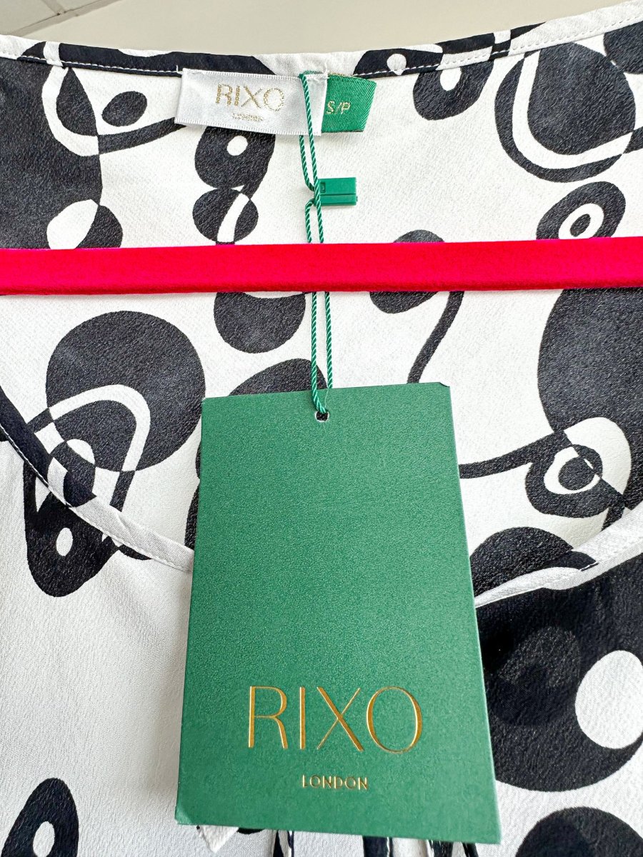 Rixo London Celeste Psychedelic Monochrome Klimt Silk Summer Mini Dress - Imagen 3