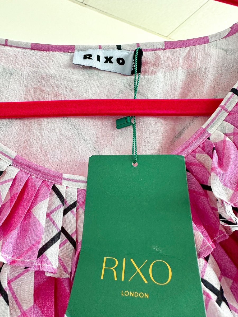 RIXO London Mariana Pink Check Print Ruffle Neck Silk Midi Dress - Imagen 5