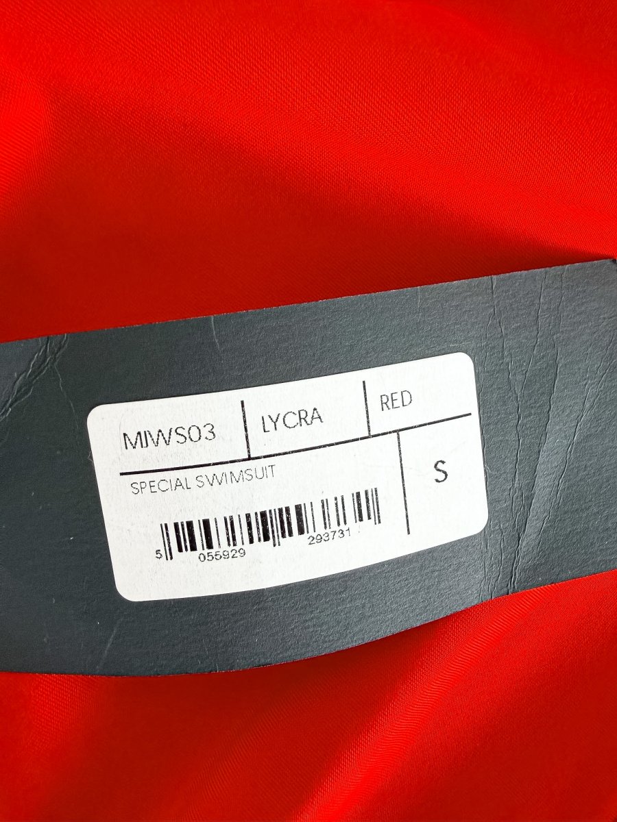 More Joy Christopher Kane Red Special Swimsuit Low Back Cheeky - Imagen 7