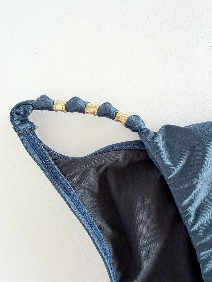 Vix Paula Hermanny Dark Blue Bikini Bottom Gold Hardware - Imagen 5