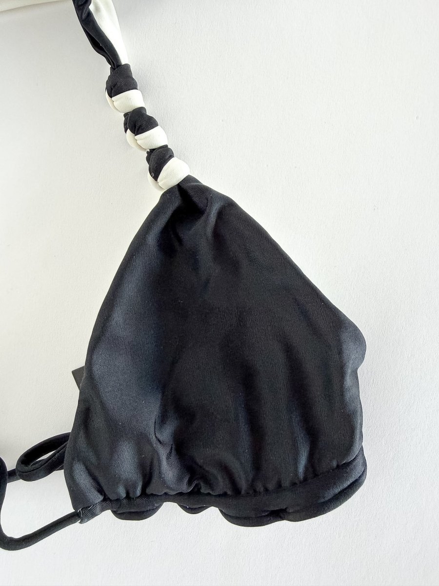 Vix Paula Hermanny Black White Revisable Bikini Top Twisted Halter - Imagen 4