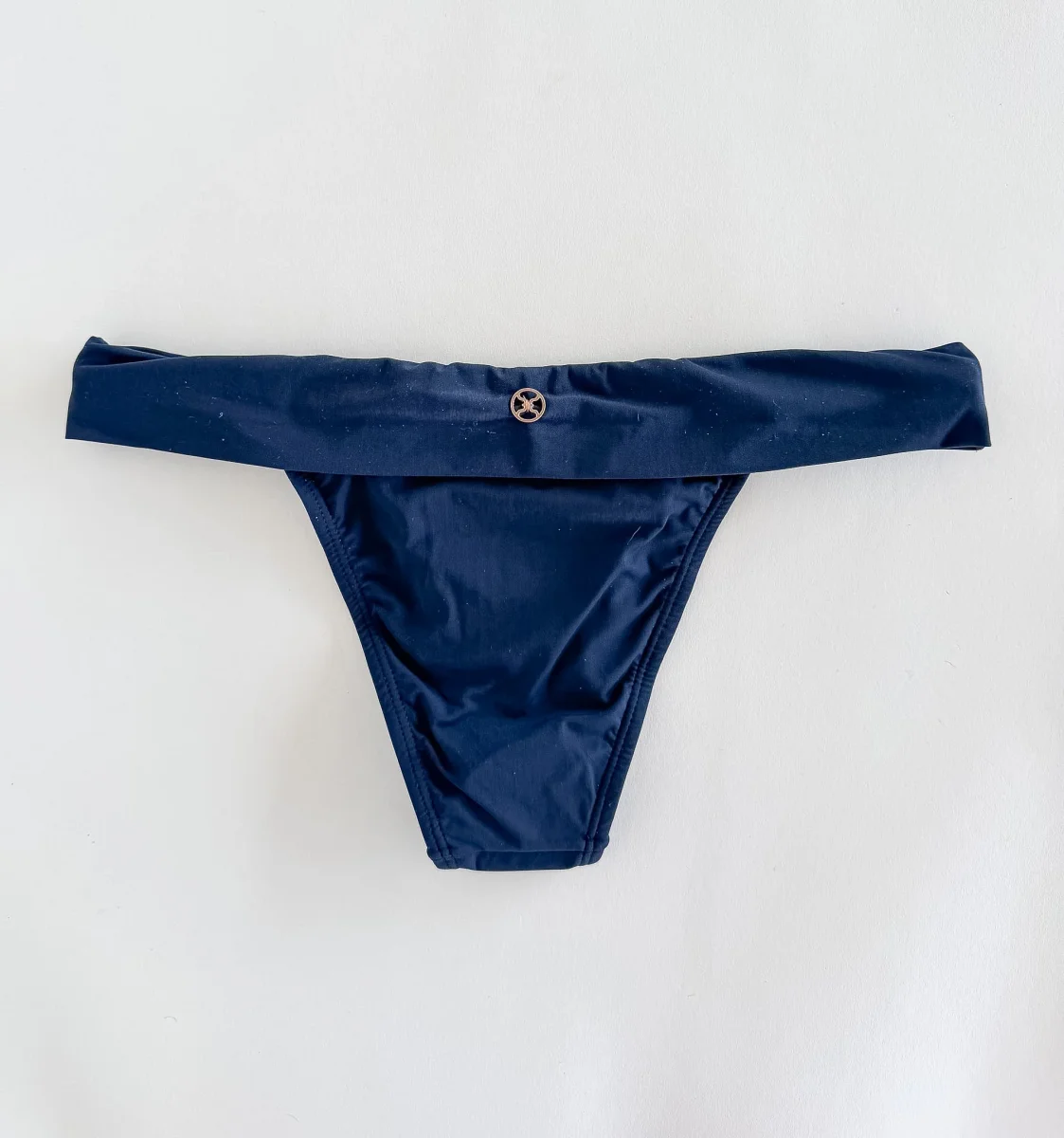 Vix Paula Hermanny Bia Tube Bikini Bottom Midnight - Imagen 5