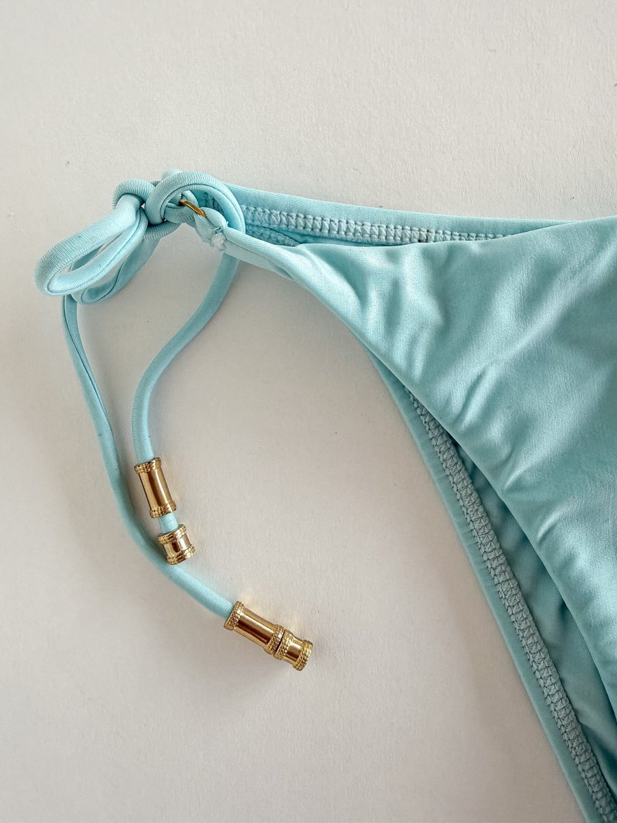 Vix Paula Hermanny Sky Blue Bikini Bottom Gold Hardware Tie Sides - Imagen 3