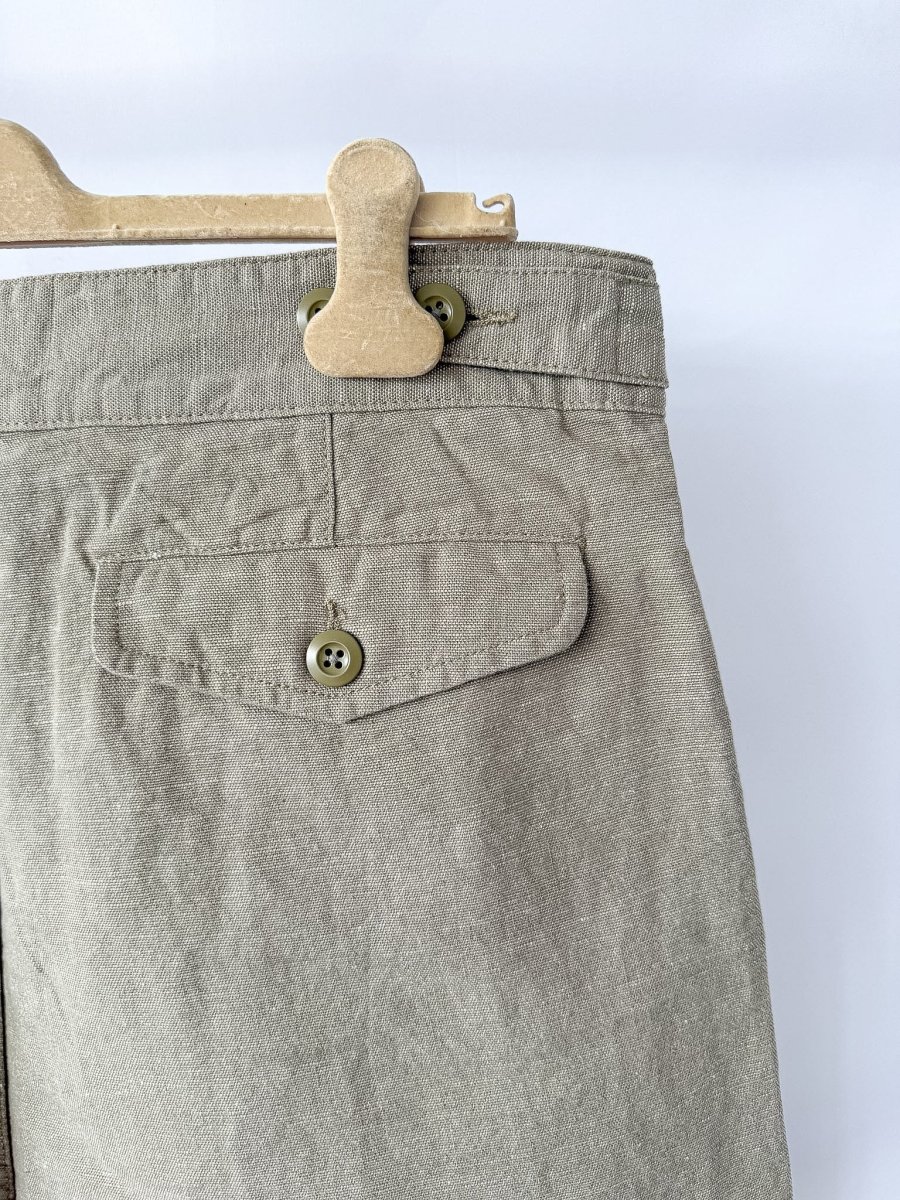 Nigel Cabourn P-54 Pleated Chino Cotton Linen Stone Shorts - Imagen 5