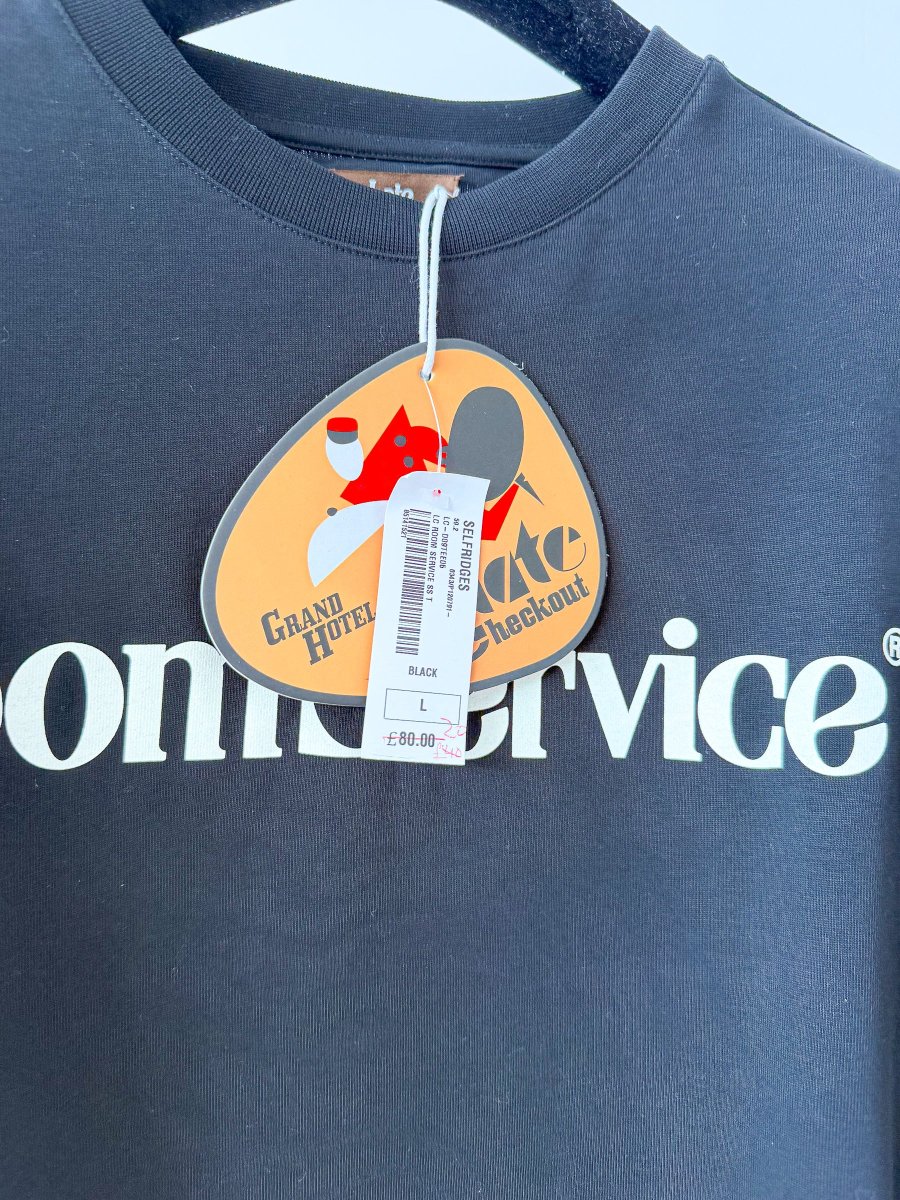 Late Checkout Black Room Service Tee Shirt - Imagen 4