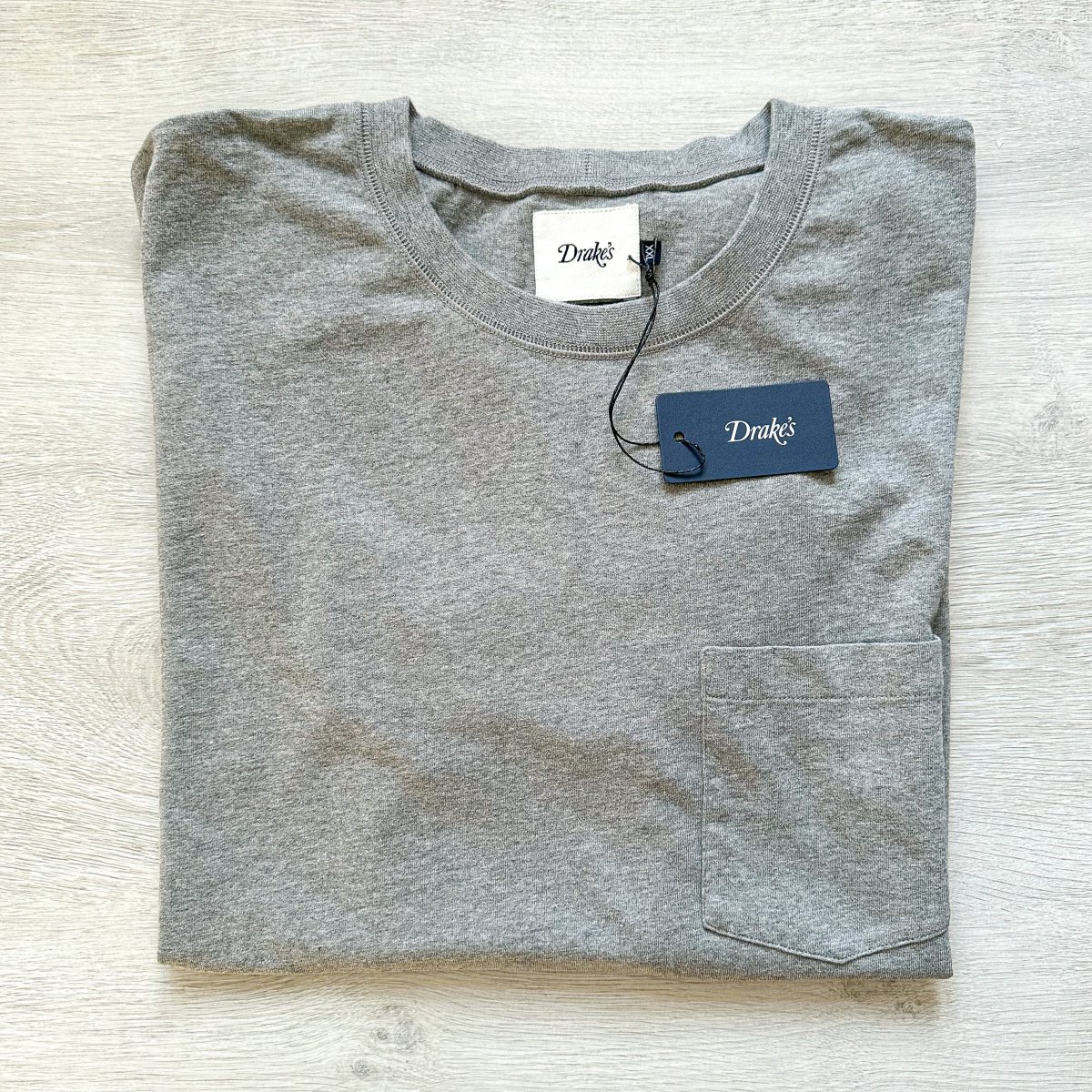 Drake's Grey Short Sleeve Chest Pocket Hiking Tee Shirt - Imagen 9