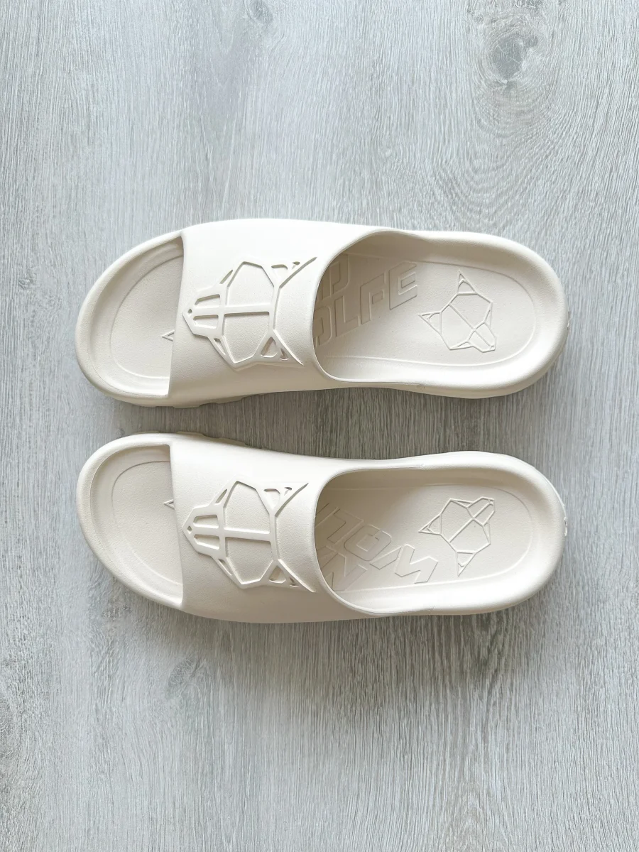 NAKED WOLFE Tommy Stone Cream Waterproof Wolf Embossed Sandals Slide - Imagen 4