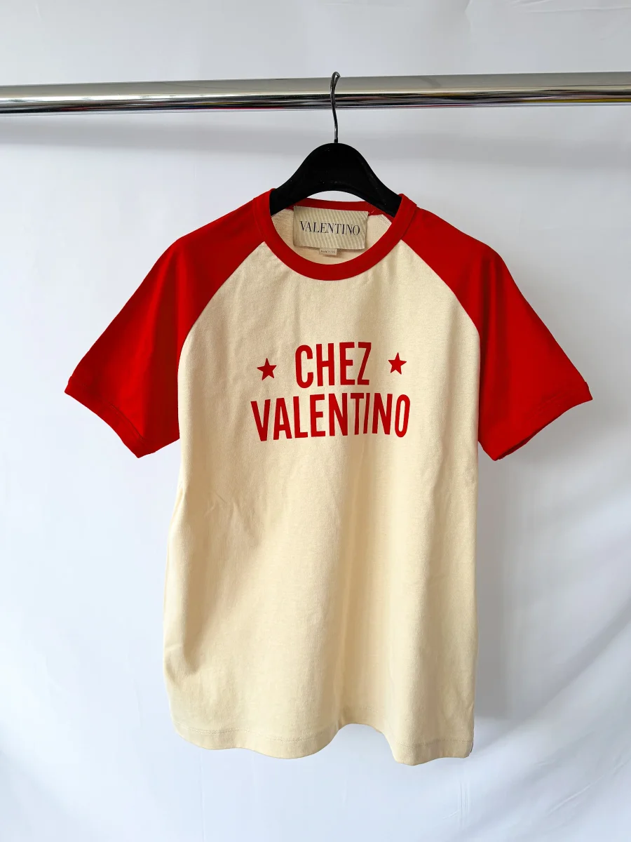 Valentino Chez Red Beige Tee Shirt - Imagen 3