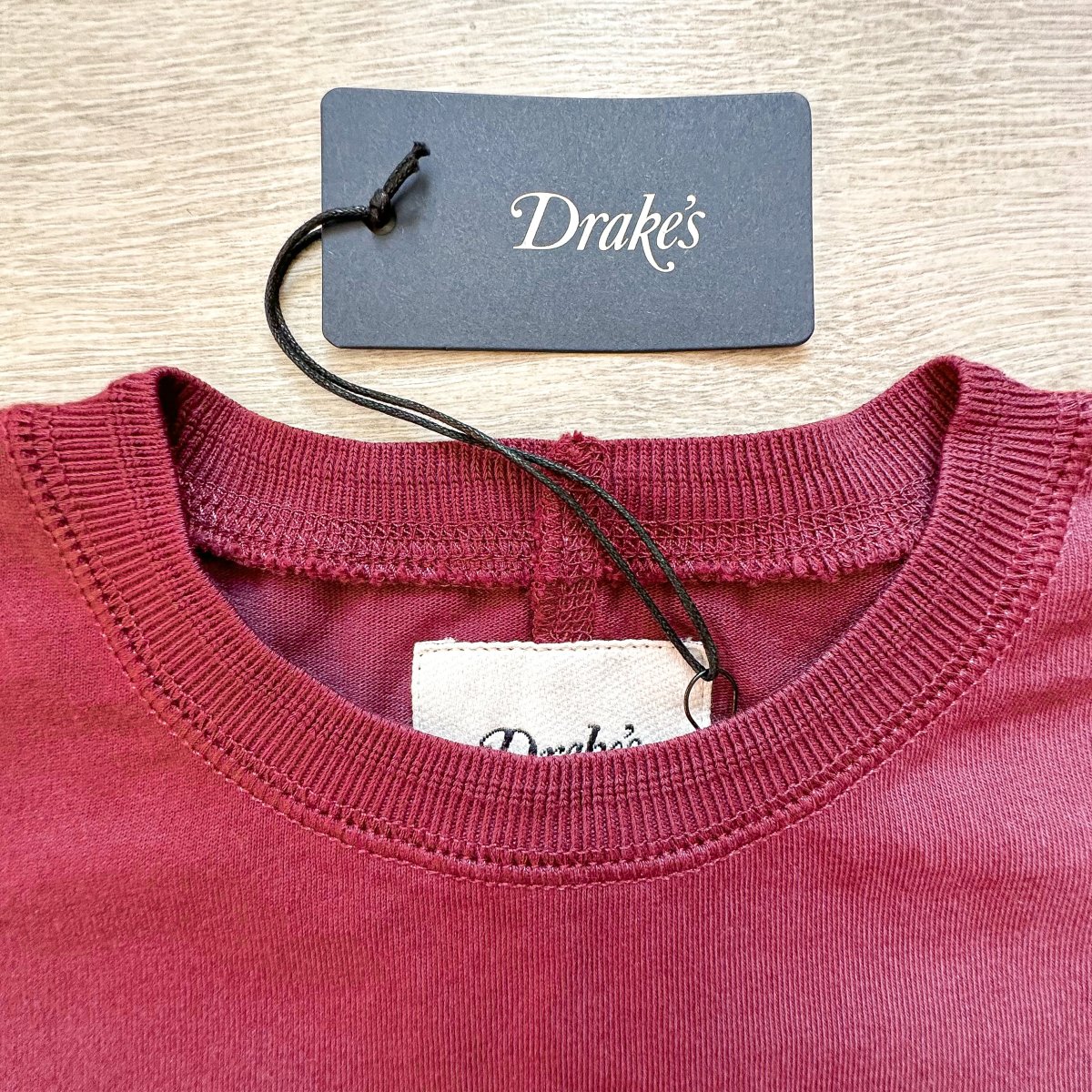 Drake's Burgundy Long Sleeve Hiking Tee Shirt - Imagen 5