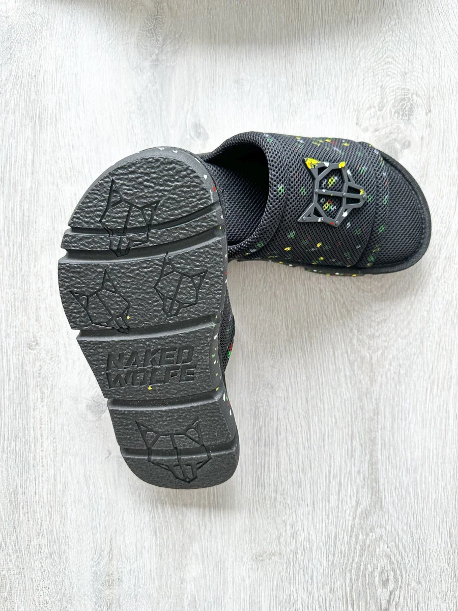 NAKED WOLFE Vegas Black Wolfe Embossed Graffiti Army Mesh Sandals Slide - Imagen 6