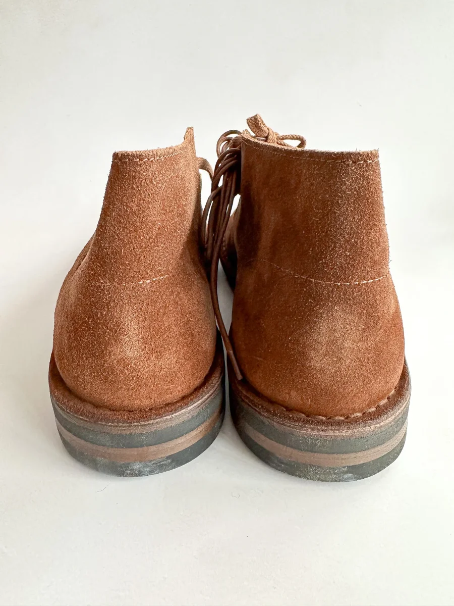 Drake's Clifford Desert Boot Tobacco Roughout Suede with Rubber Sole - Imagen 6