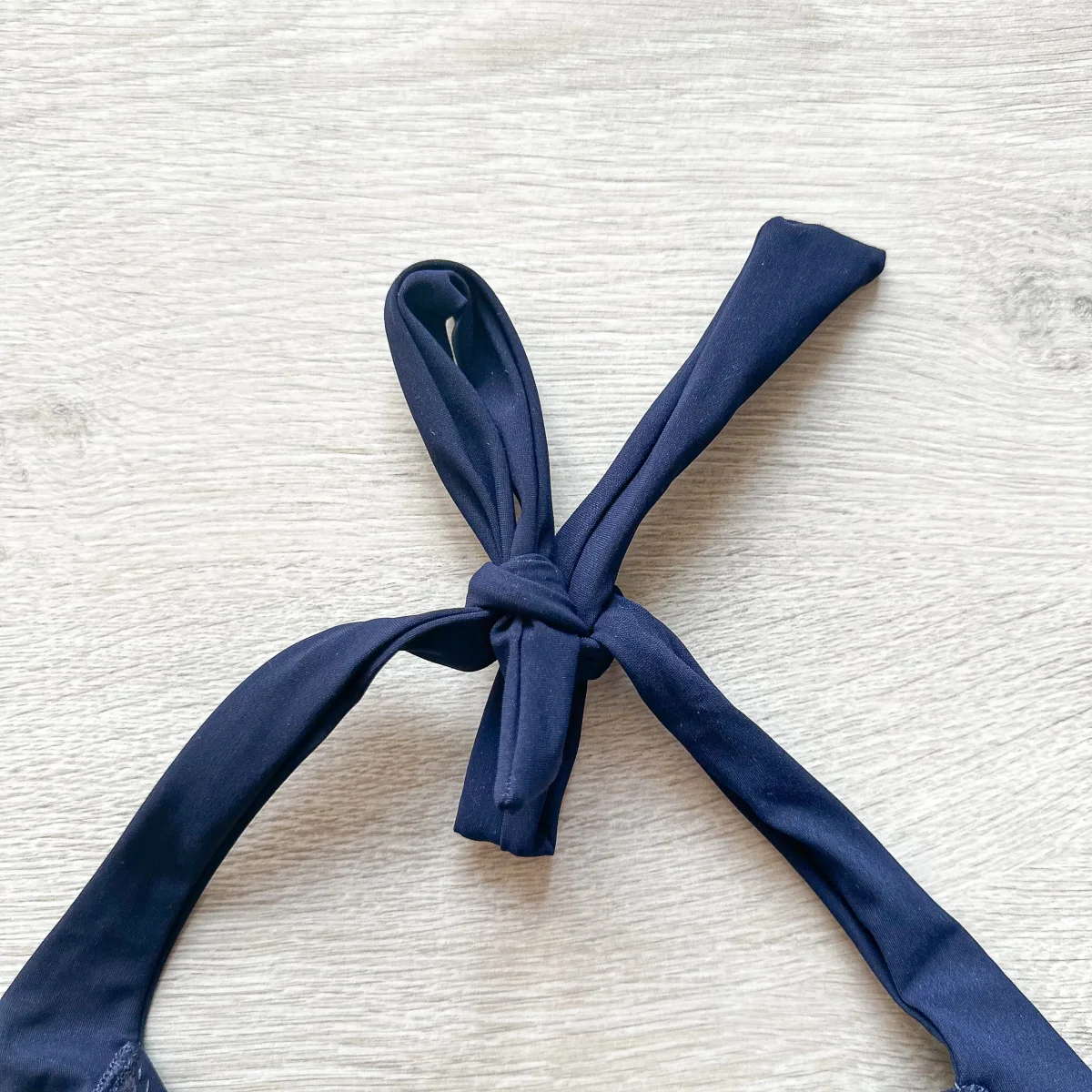 Pain De Sucre Navy Blue Halterneck Bikini Top - Imagen 4