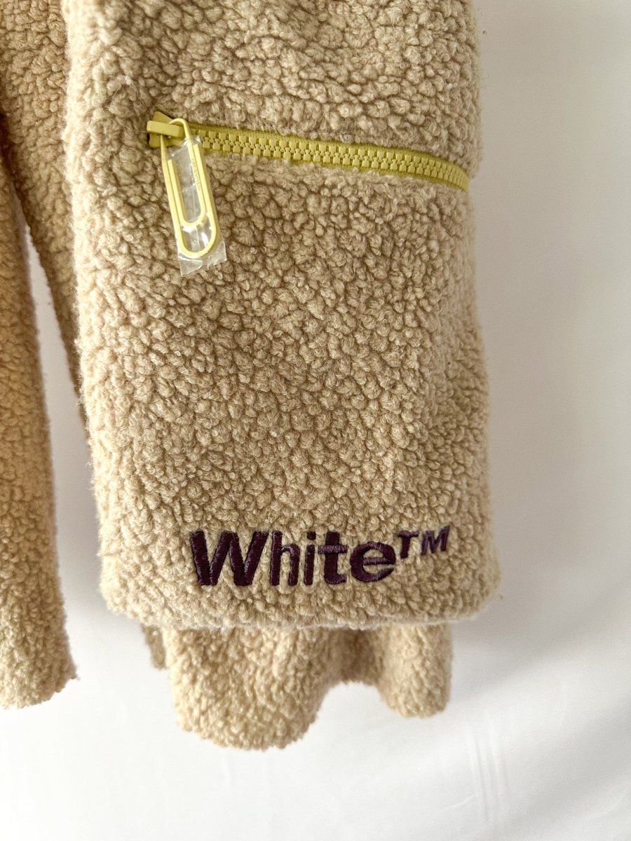 Off-White Beige Teddy Bounce Cropped Joggers - Imagen 3