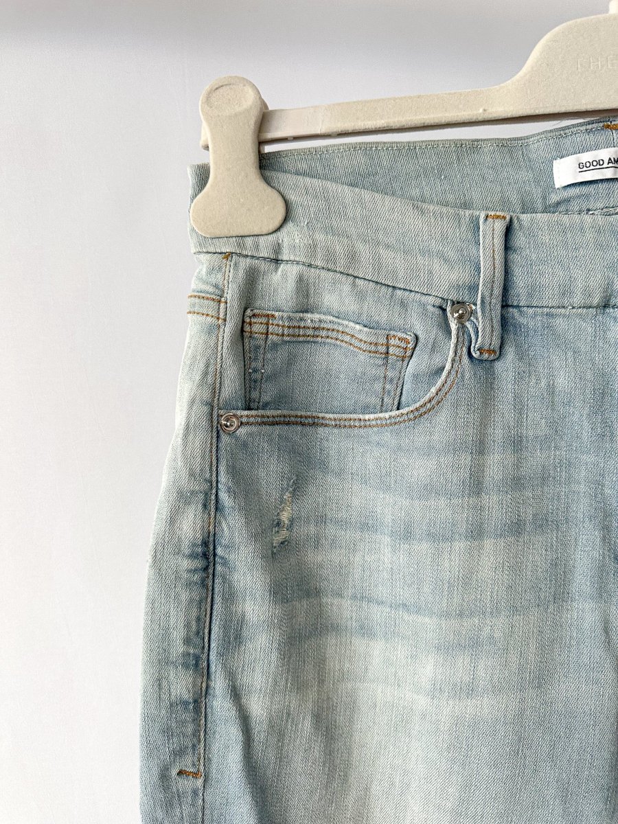 Good American Good Cuts Light Blue Distressed Jeans - Imagen 8