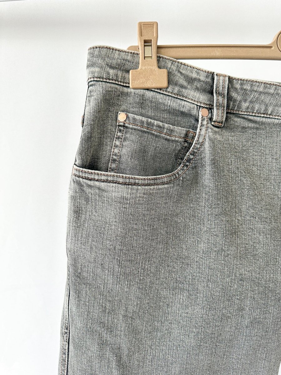 Brunello Cucinelli Grey The Boyish Tapered Hem Jeans - Imagen 3