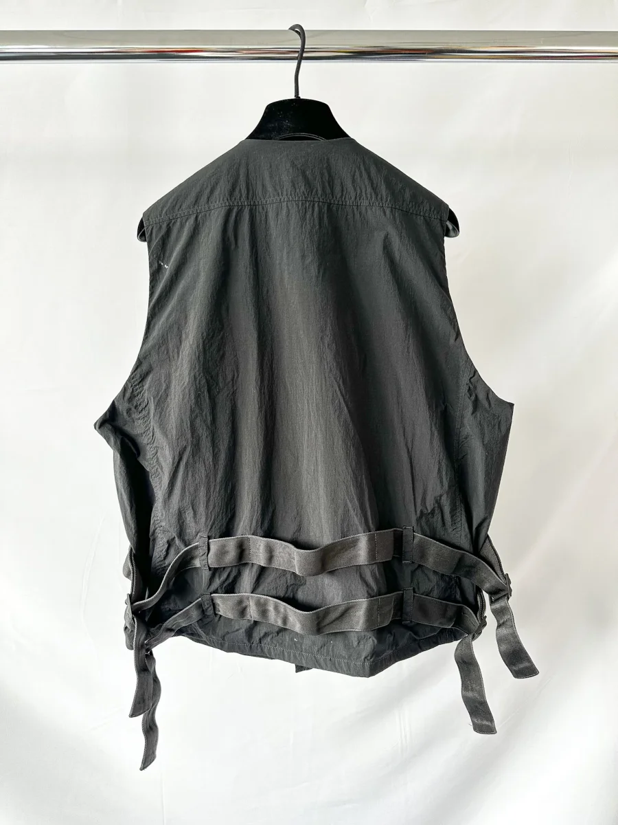 Ten C Mid Layer Vest In Black - Imagen 5