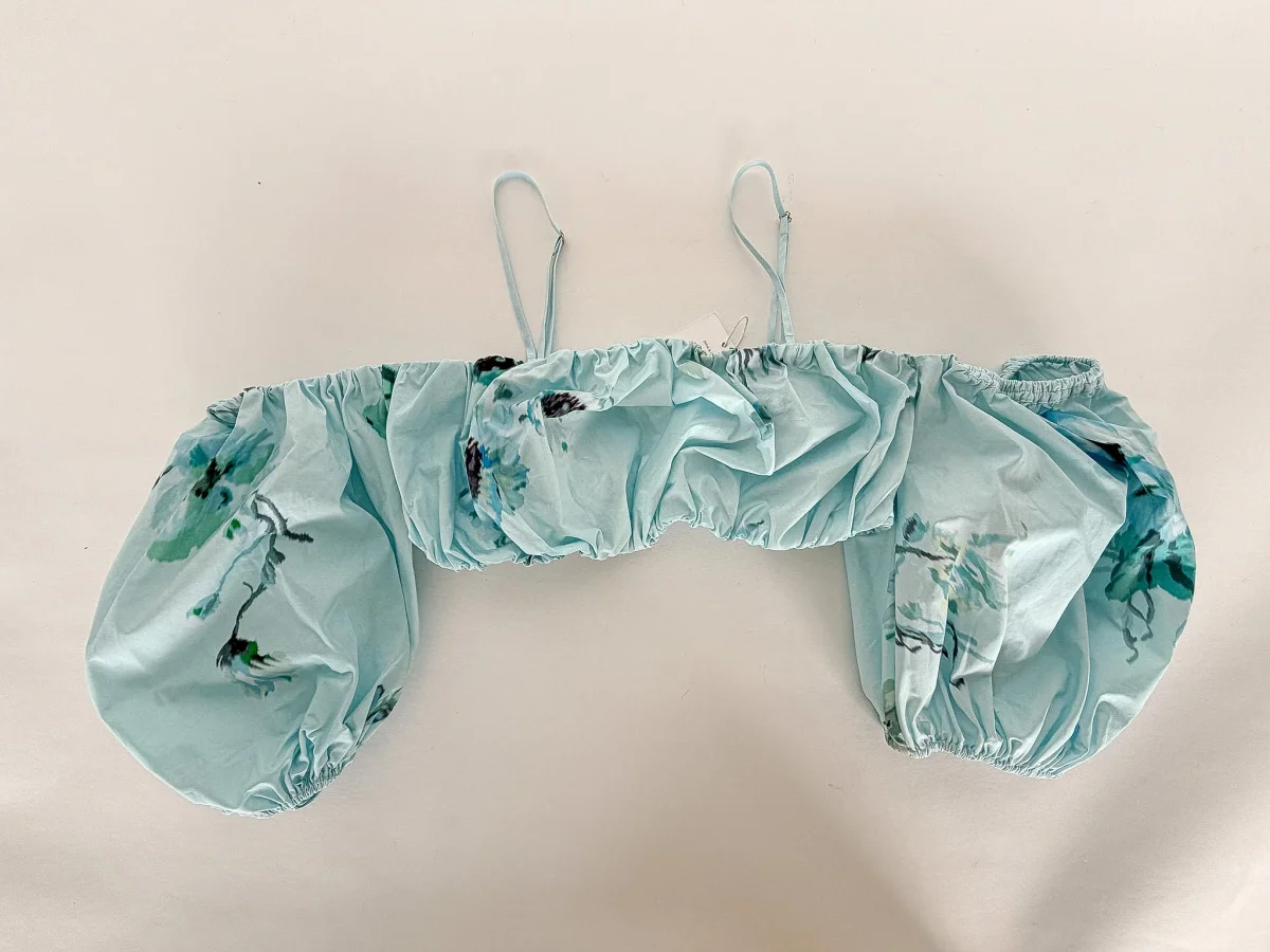 Zimmermann Off Shoulder Floral Lightburst Crop Top - Imagen 5