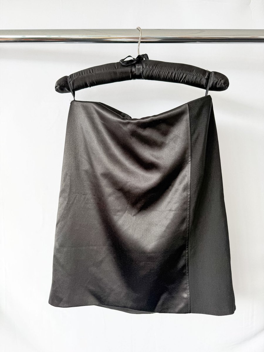 16Arlington Black Blaise Satin Strapless Mini Dress - Imagen 6