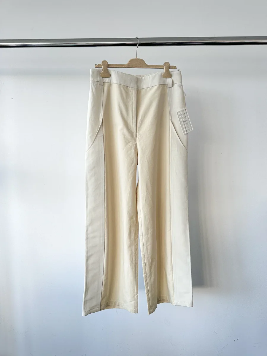 Khaite Cream Leon Cotton Straight Leg Trousers - Imagen 5
