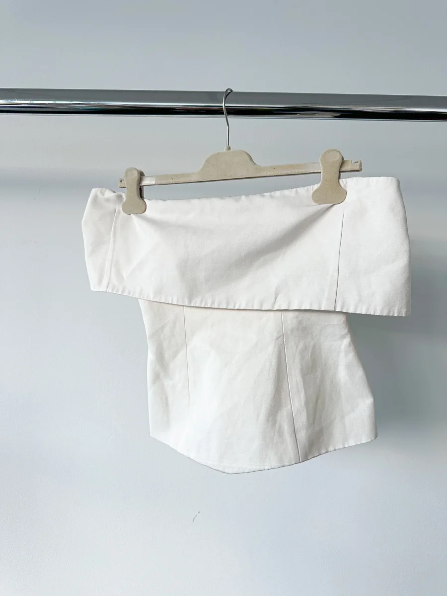 STAUD Giselle Off-The-Shoulder Ivory White Crepe Top - Imagen 7