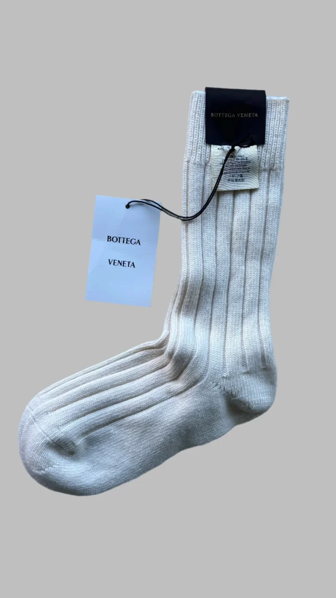 Bottega Veneta Ecru Wool Alpaca Ribbed Socks - Imagen 2