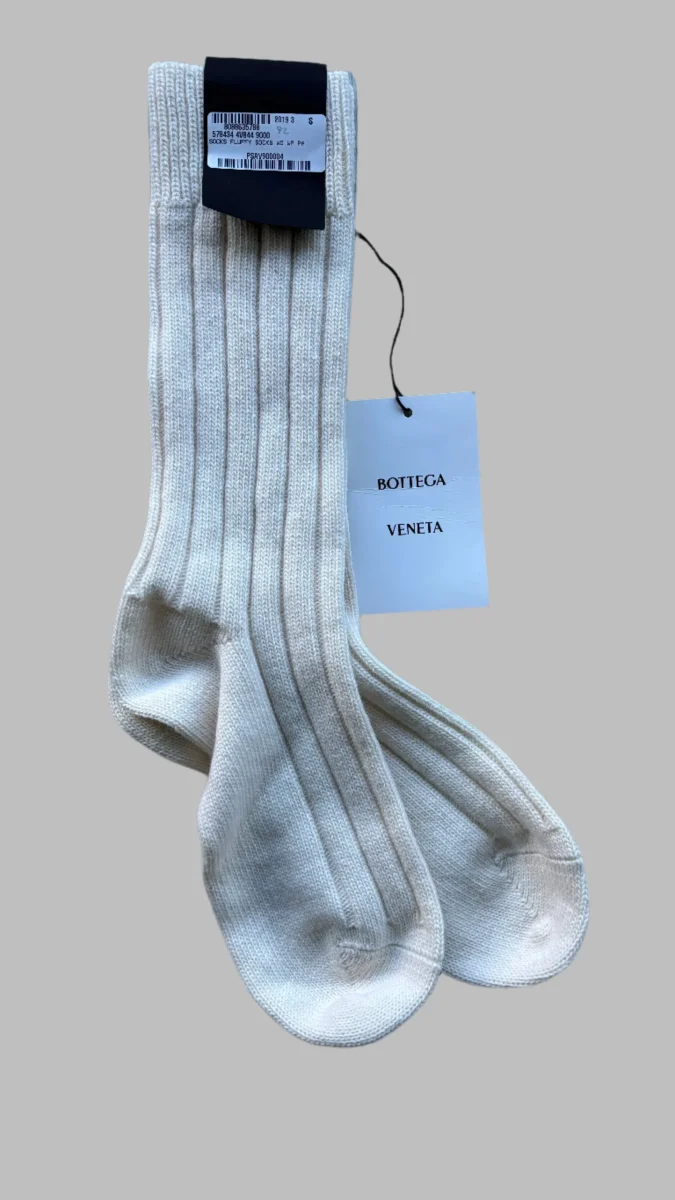 Bottega Veneta Ecru Wool Alpaca Ribbed Socks - Imagen 4