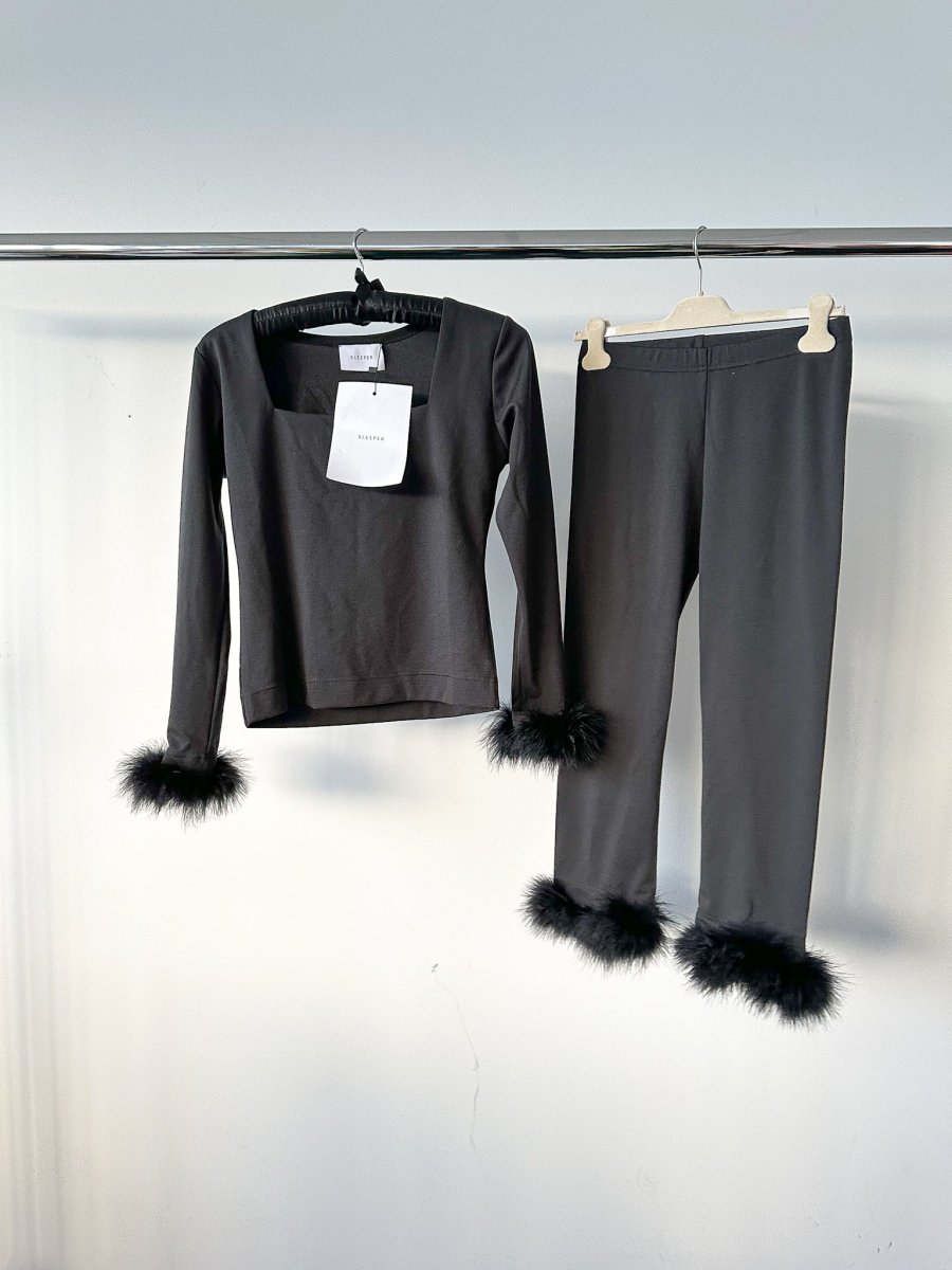 Sleeper The Weekend Chic Black Feather-Trim Pyjama Set - Imagen 4
