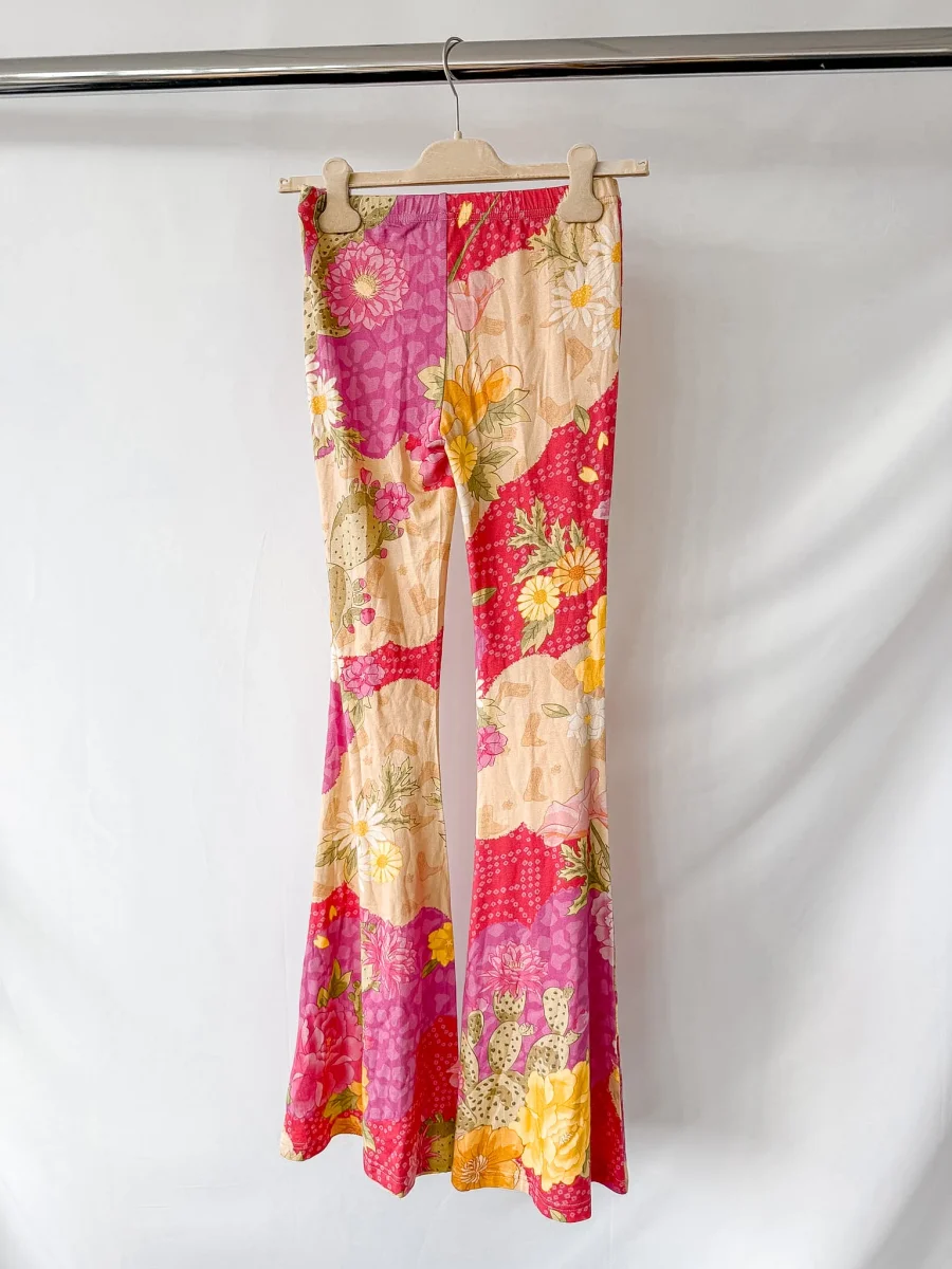 Spell & the Gypsy Joshua Tree Boho Print Bell Bottom Trousers - Imagen 5