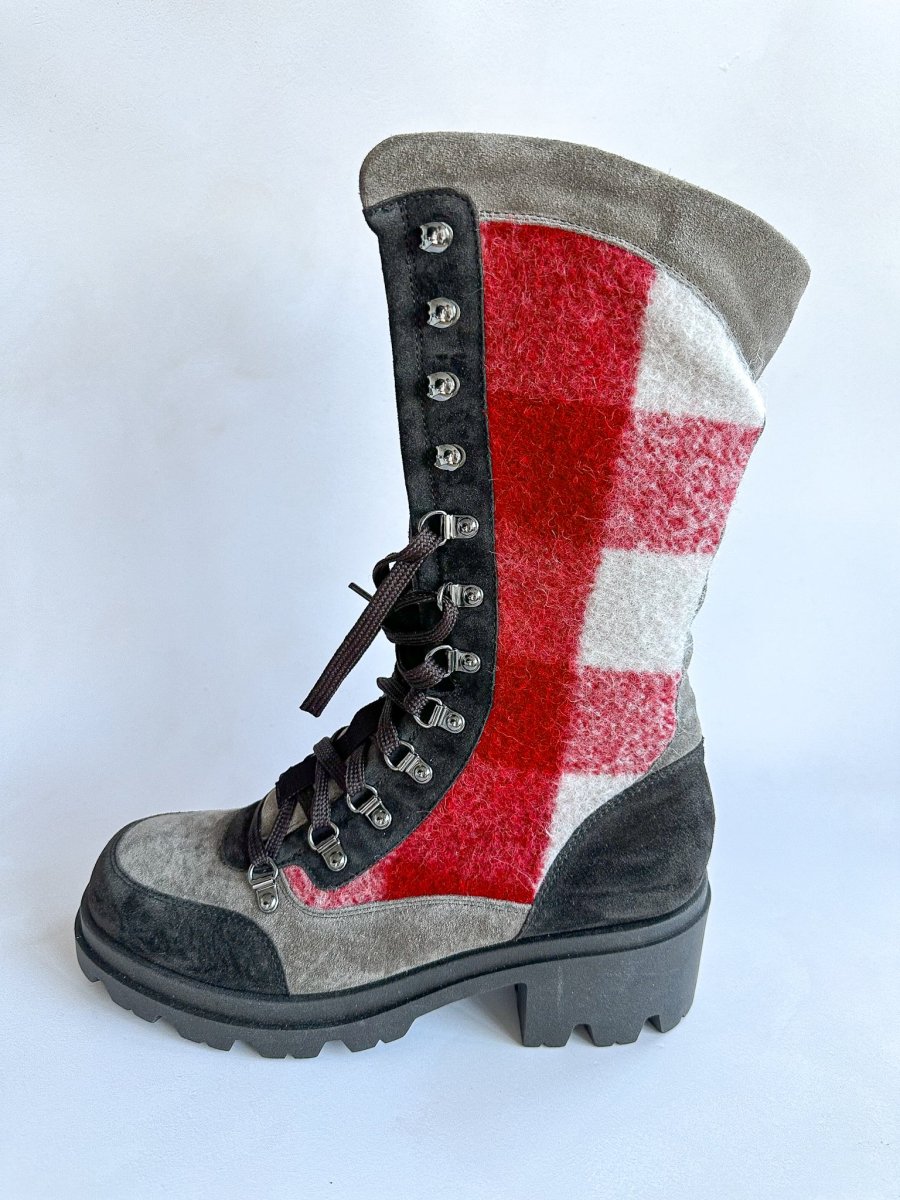 Emporio Armani Red Checked Wool Winter Suede Boots - Imagen 6