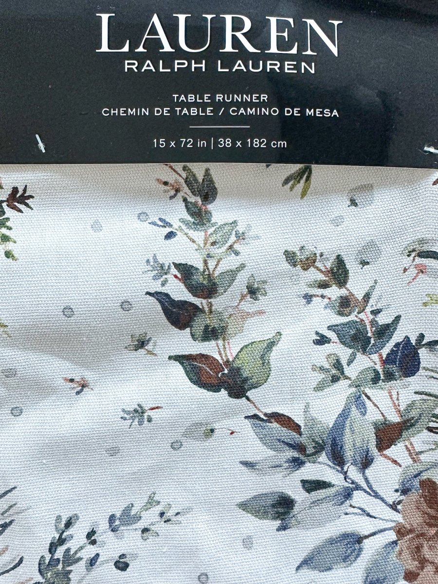 Lauren Ralph Lauren Festive Pine Cone Winter Christmas Tablerunner - Imagen 5