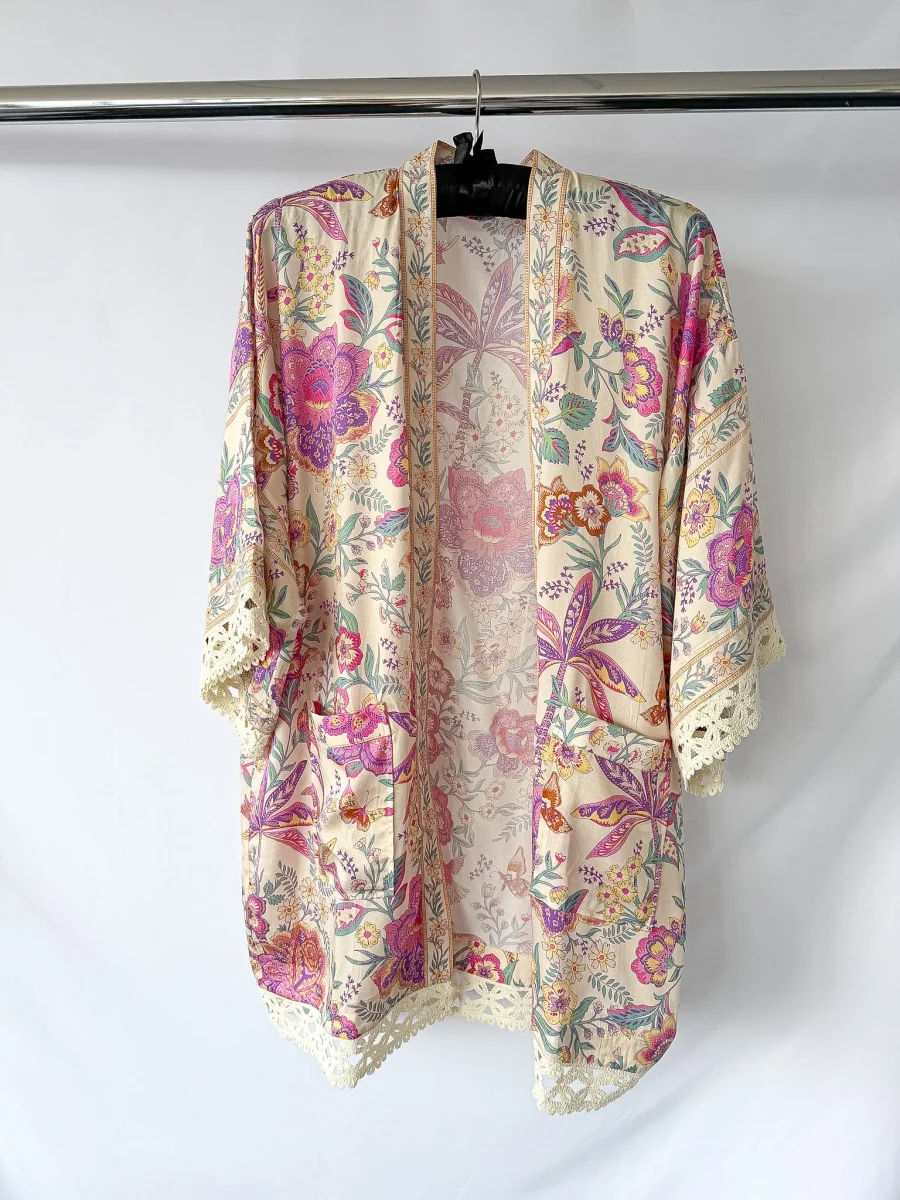 Spell Mojave Lily Floral Print Short Robe - Imagen 3