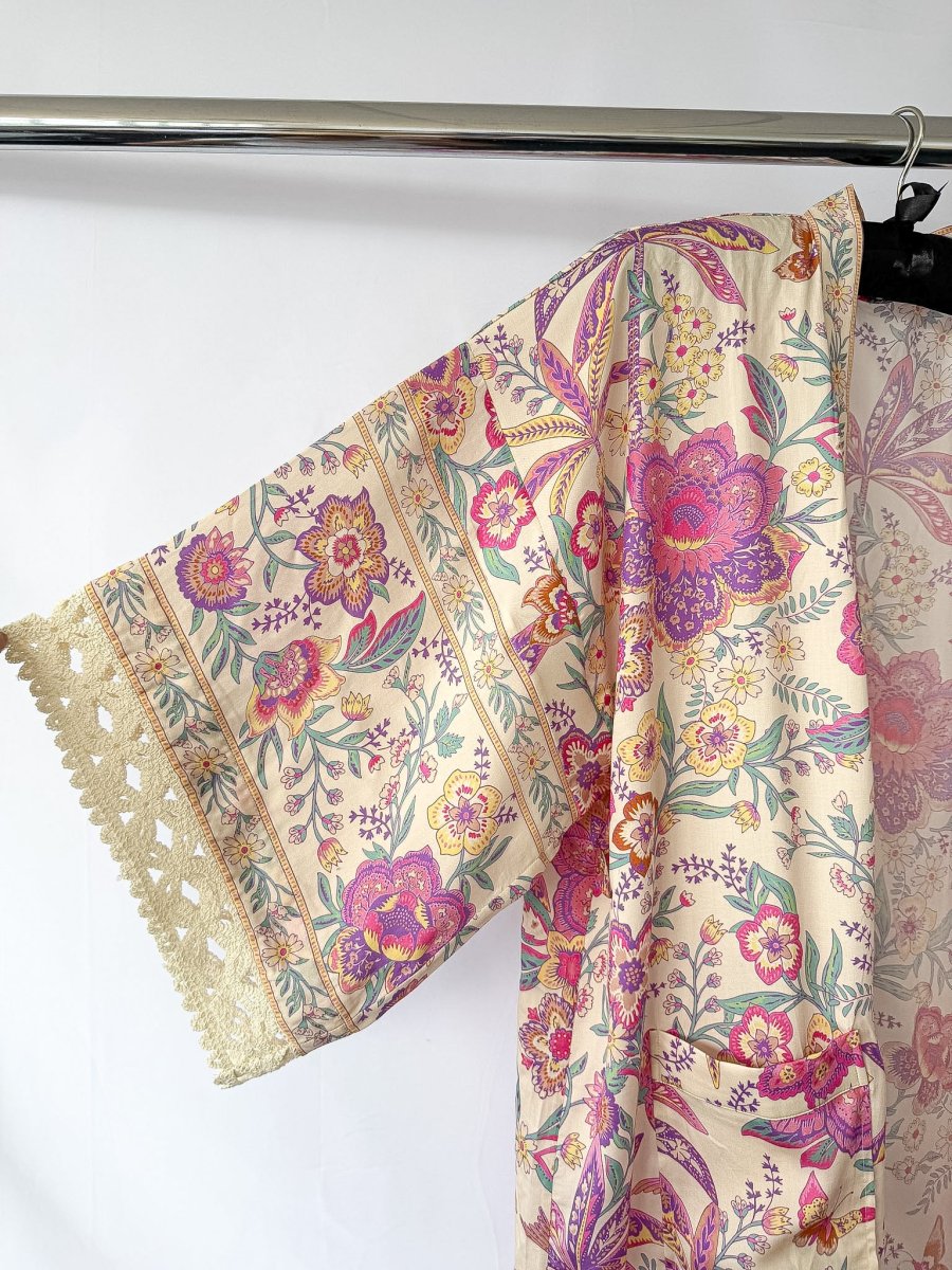 Spell Mojave Lily Floral Print Short Robe - Imagen 4