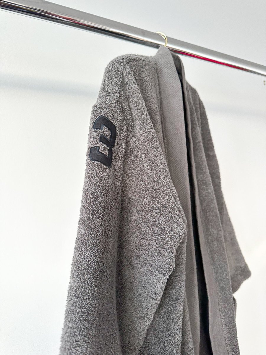 Ralph Lauren Grey Pony Embroidered Cotton Bath Robe - Imagen 6