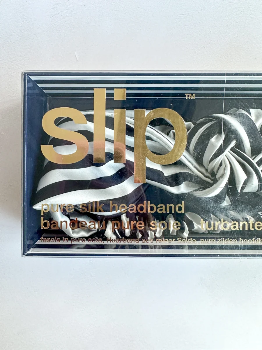 Slip Pure Silk Head Band in The Twist Navy Stripe in Box - Imagen 7
