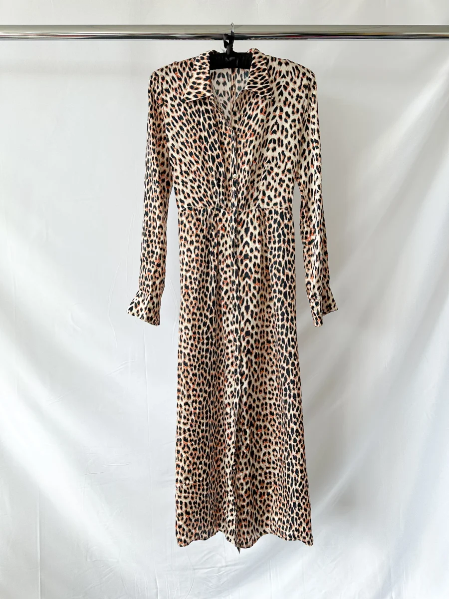 Forte Forte Twilight Leopard Print Collared Satin Midi Dress - Imagen 3