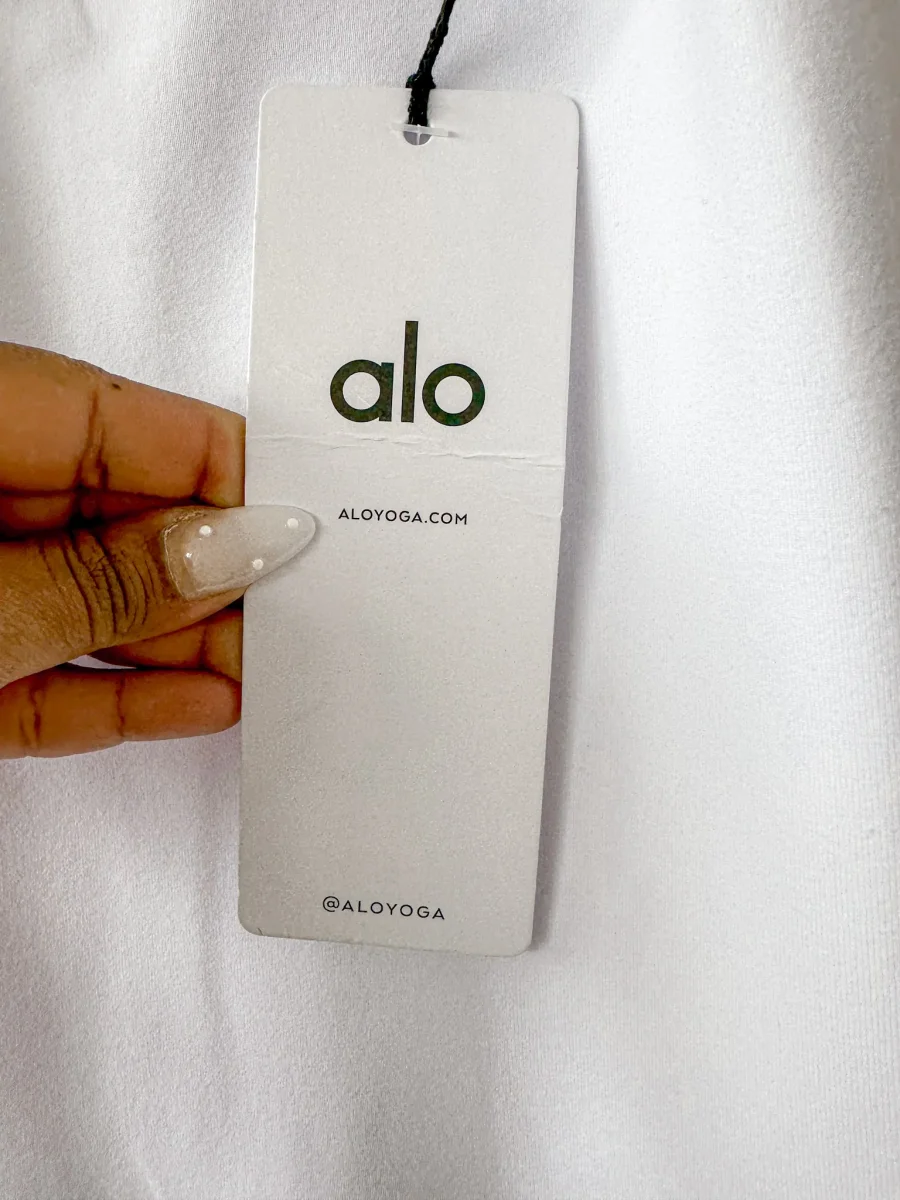 Alo Yoga Charmed White Logo Collared Tennis Dress - Imagen 6