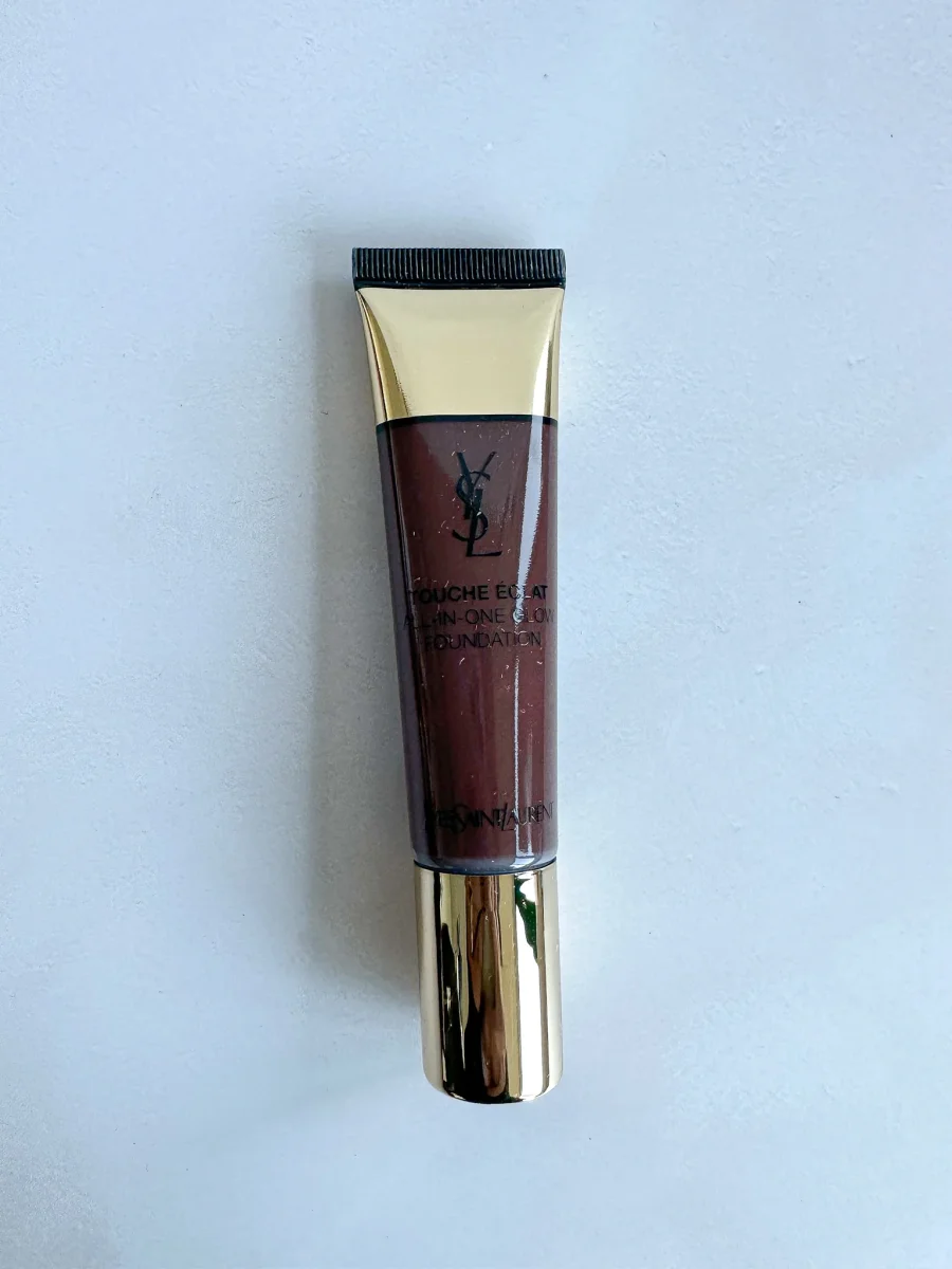 YSL Touche Éclat All-In-One Glow Foundation 30ml - Imagen 5