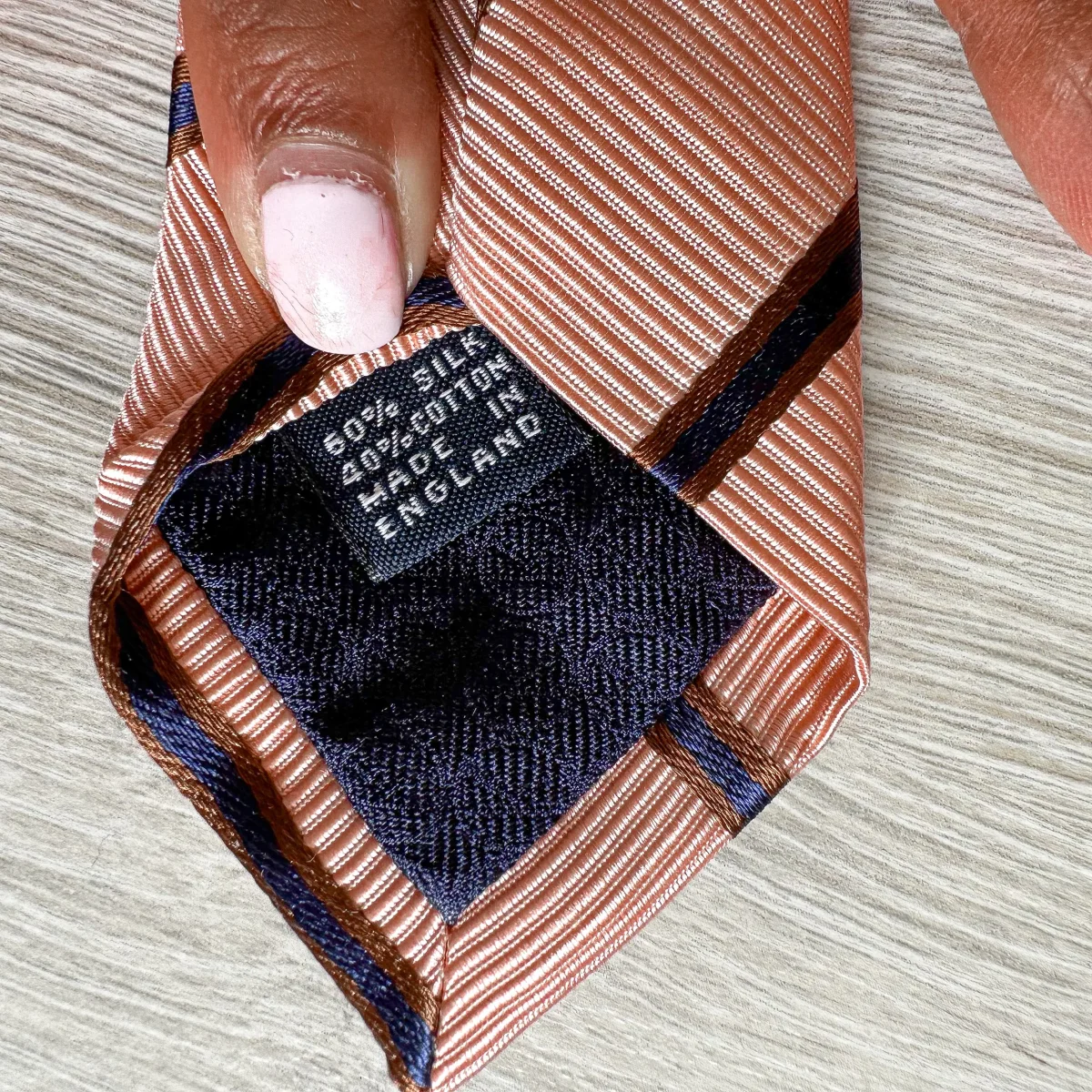 Drake's X Kingsman Pink Repp Silk Twill Tie - Imagen 7